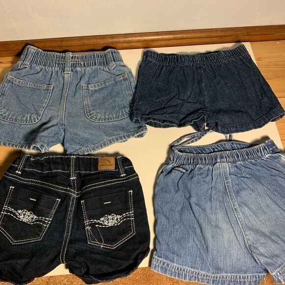 Set of 4 2T denim shorts different brands - Picture 10 of 11